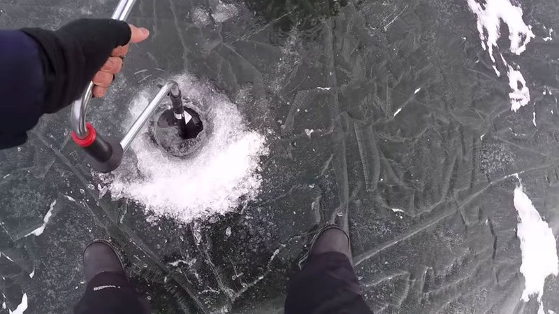 Catch the Thrill of Ice Fishing in the UK's Icy Online Adventure